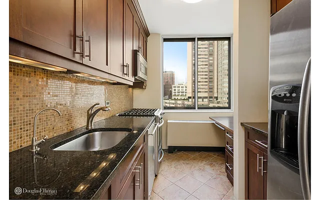 Rented by Douglas Elliman | media 8