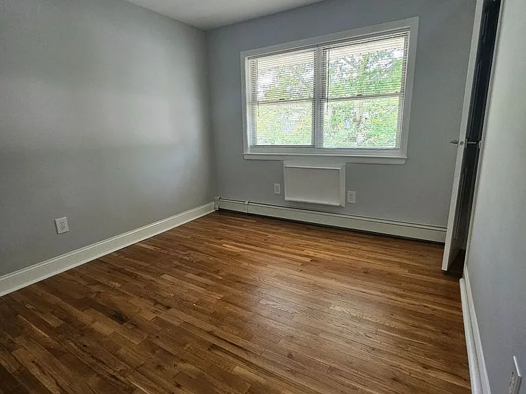 Keyport Harbor Apartment Homes — Photo 36