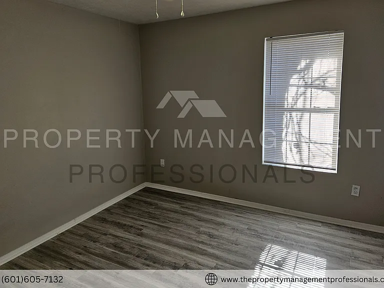 2814 Smith Robinson St — Photo 12