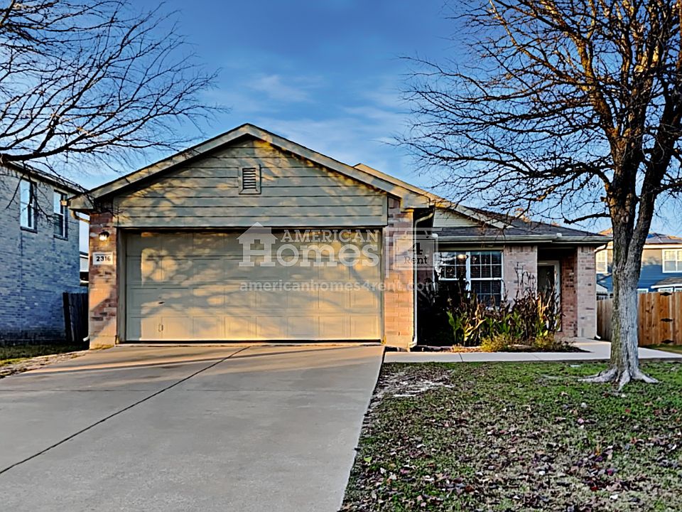 1st image of 2316 Emerald Ln