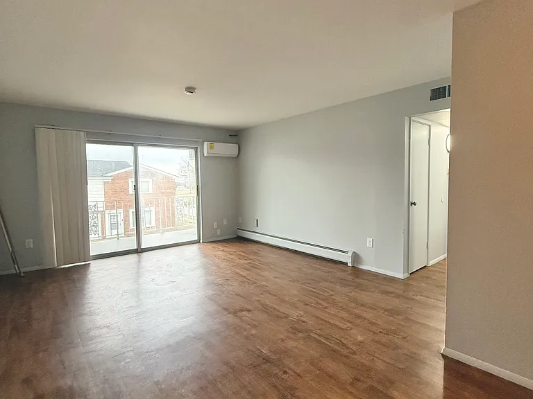 2969 Fourtowers Dr #9 — Photo 4