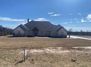137 Hicks Ln, Weatherford, TX 76088