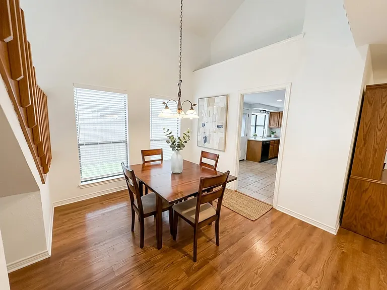 2104 Stradivarius Ln — Photo 5
