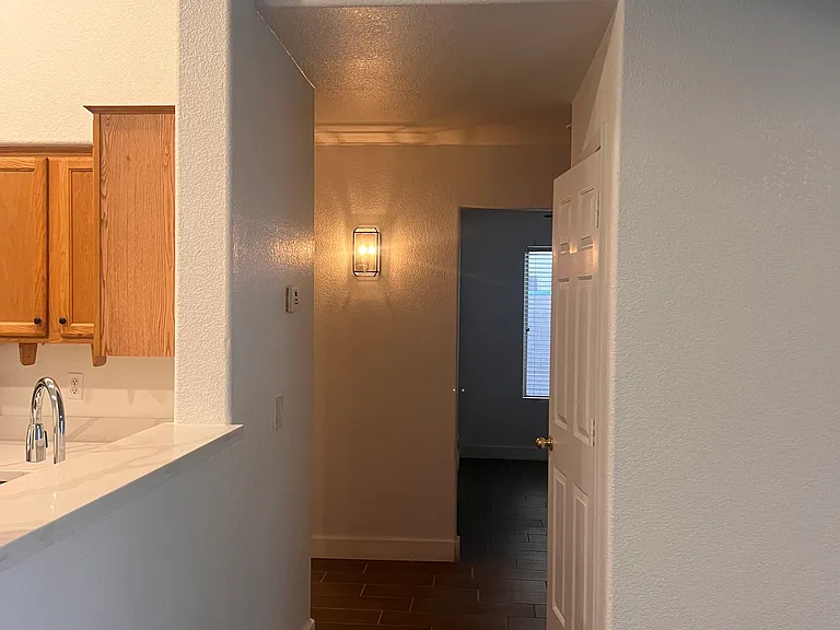 7328 W Blackhawk Dr — Photo 8