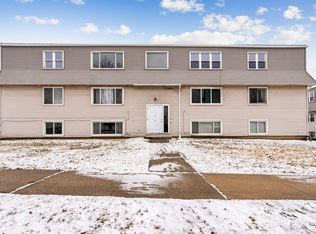 Leavitt Park Apartments - Waterloo, IA, Waterloo, IA 50702
