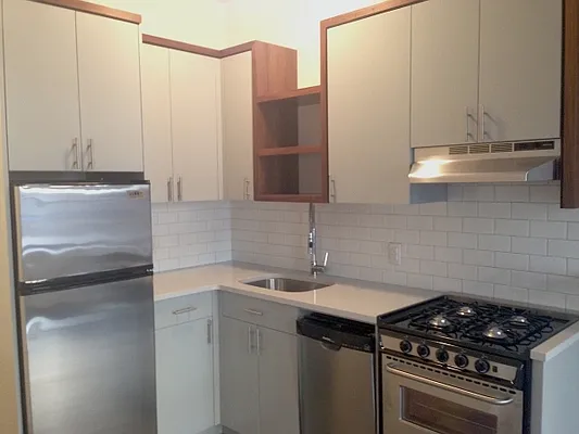 Rented by Citi Habitats | media 21