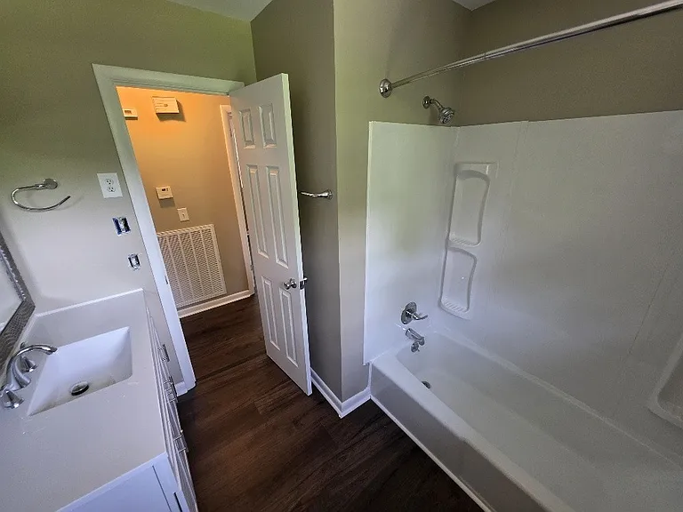 126 Jacksonian Dr — Photo 11