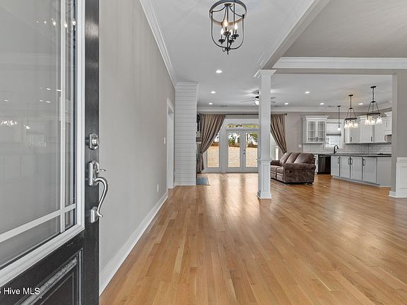 5th image of 30 Abington Drive