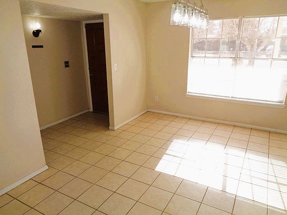 2nd image of 309 Turnstone Dr