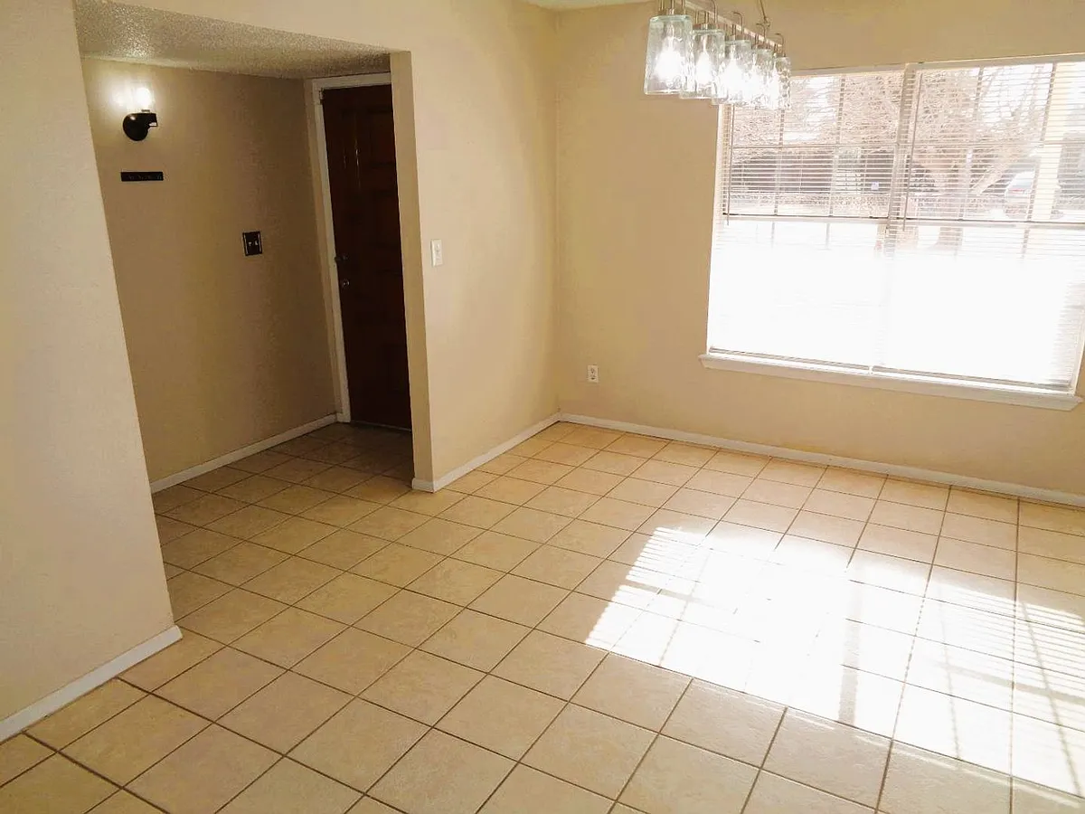 Building Photo - 309 Turnstone Dr