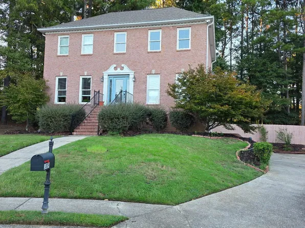 1009 Lake Shore Cir, Birmingham, AL 35244