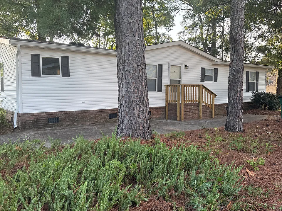 312 Polaris Dr