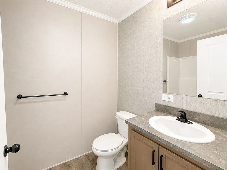 Westbridge Manor — Photo 36