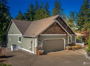 342 E Fairway Dr, Allyn, WA