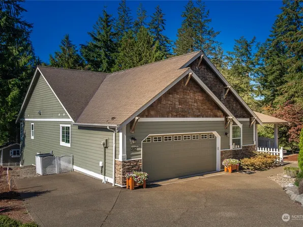 342 E Fairway Drive, Allyn, WA 98524