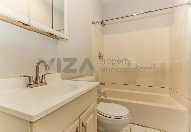 721 Hunter St #2 — Photo 13