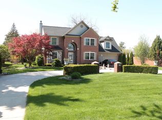 34159 Jefferson Ave, Saint Clair Shores, MI 48082