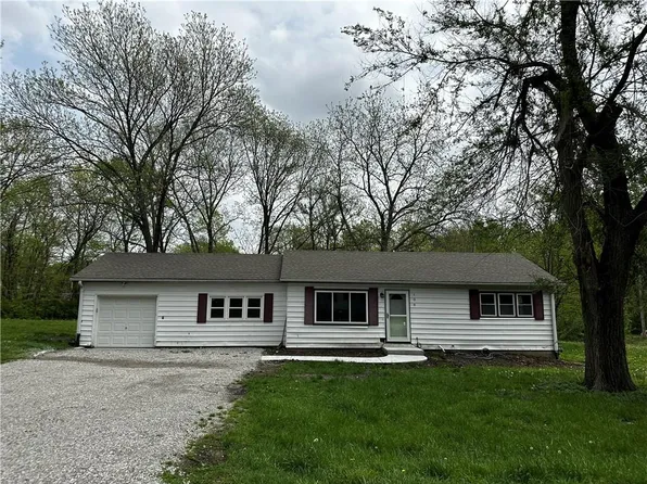106 N Doniphan St, Lawson, MO 64062