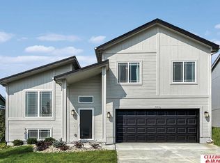 6525 N 168th Ave, Omaha, NE 68116