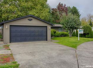 1859 Woodland Ave, Woodburn, OR 97071