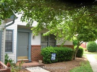 27 Tamarisk Quay APT F, Hampton, VA 23666