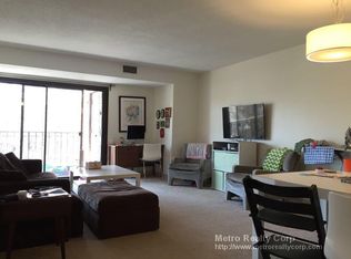 71 Centre St #5D, Brookline, MA 02446