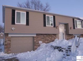 895 N 5th Ave, Springfield, NE 68059