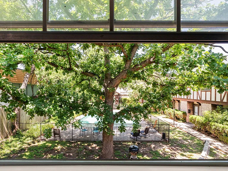7409 Shadow Hill Dr #113 — Photo 19
