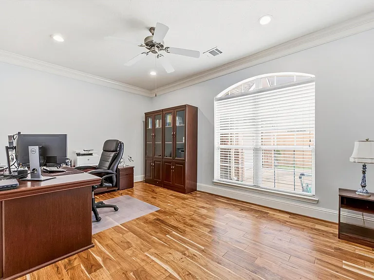 1523 Baldridge Ln — Photo 26