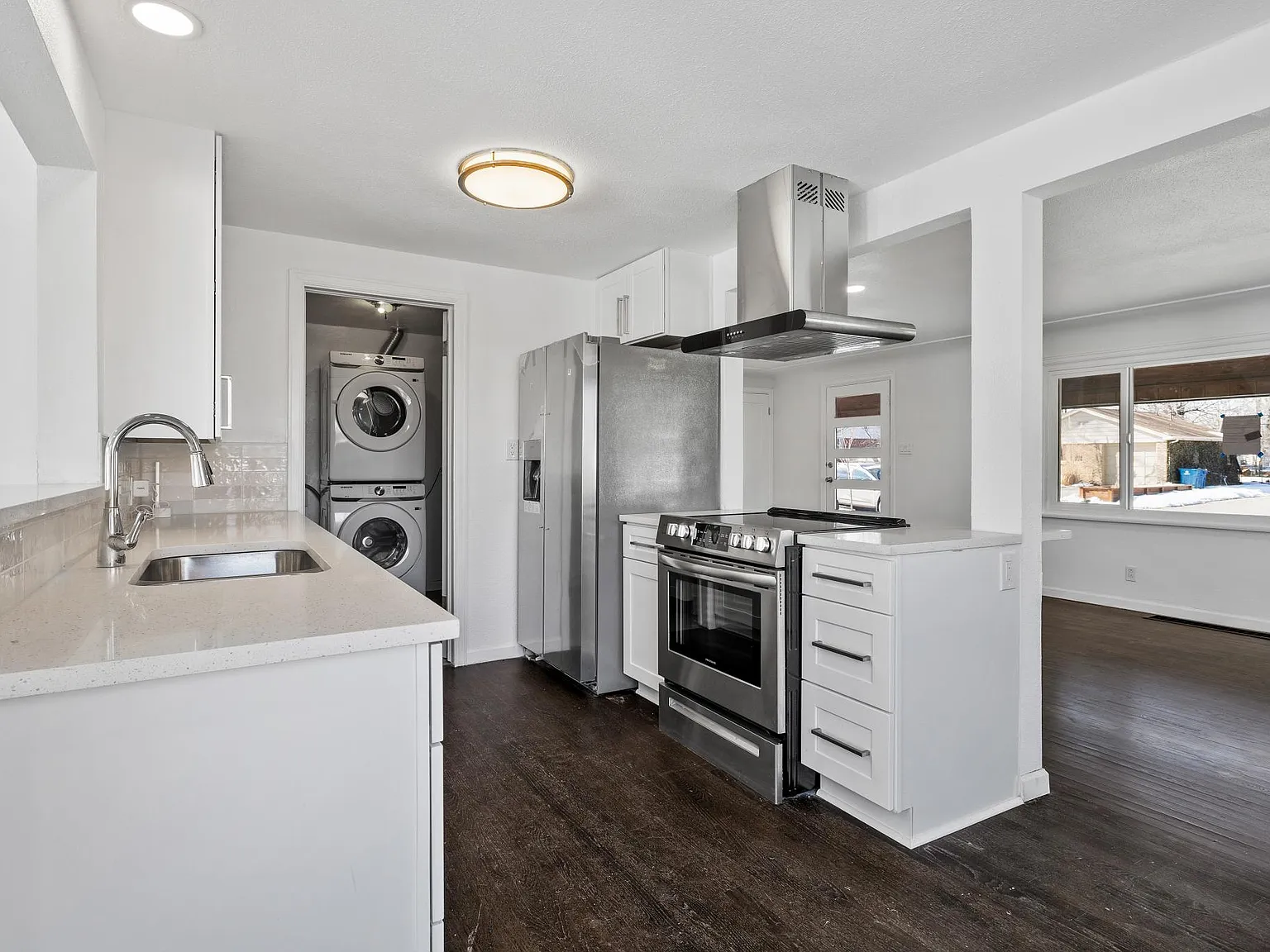 3 bed, 1531 sqft, $3,850 — Photo 2