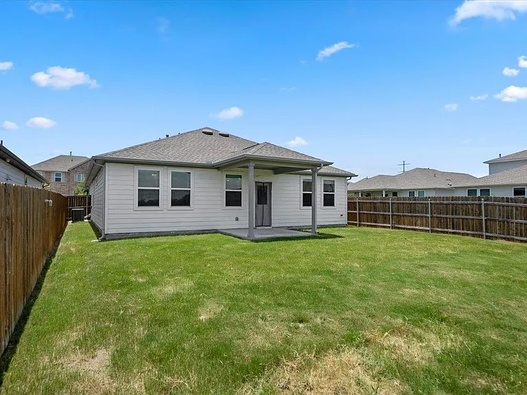 500 Stinchcomb Rd — Photo 8