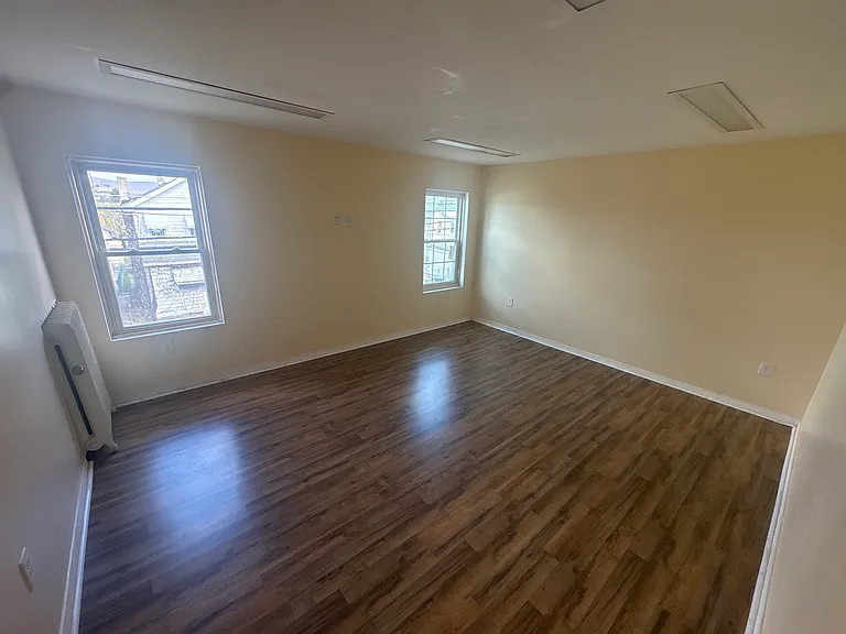 349 Scott St #1 — Photo 4