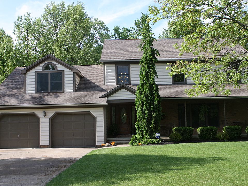 1st image of 1104 Thomas Dr