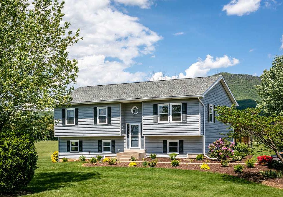 1st image of 591 S Montevideo Cir
