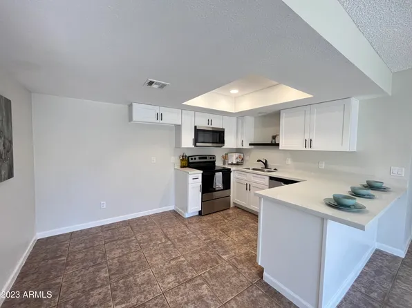 205 E LOMA LINDA Boulevard #4, Avondale, AZ 85323