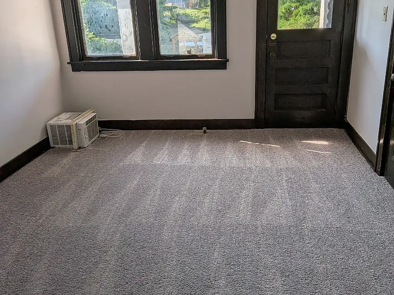 909 Chartiers Ave #2 — Photo 3