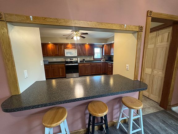 4th image of 7097 Star Rd