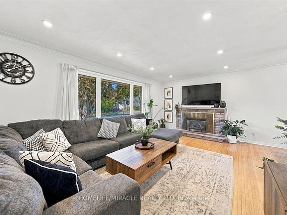 4th image of 15 Meadow Rd