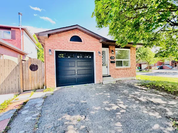 228 Martindale Cres, Brampton, ON L6X 2V2