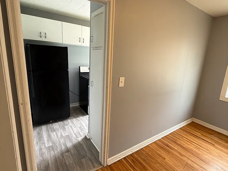 638 S Woodlawn Blvd — Photo 17