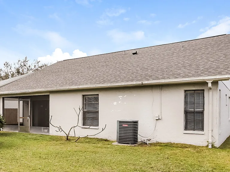 1604 Sanderling Ct — Photo 16