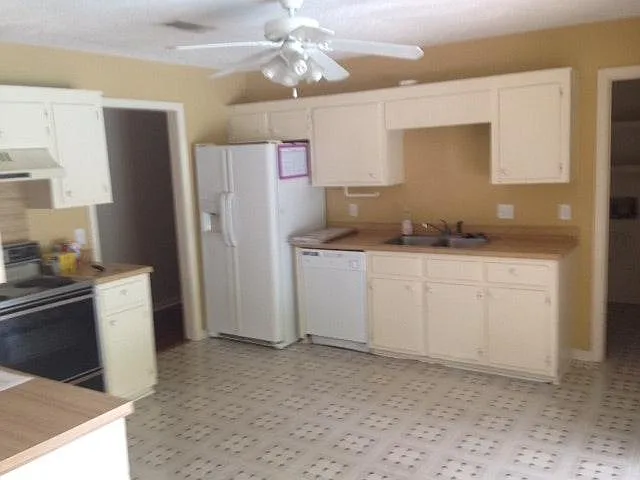 181 Stonegate Dr — Photo 3