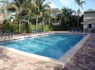 130 NW 70th St APT 202, Boca Raton, FL 33487