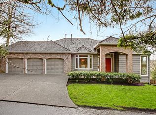 9 SW 68th Ave, Portland, OR 97225