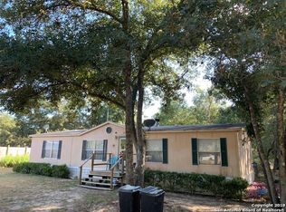 3902 Red Bay Woods, Elmendorf, TX 78112