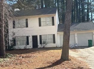 1372 Red Cedar Trl, Stone Mountain, GA 30083