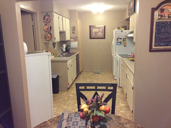 4th image of 2233 Loreco St