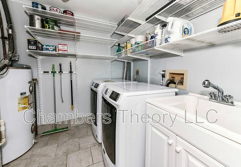 2318 Glade Bank Way — Photo 27