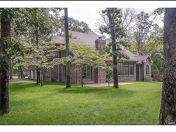 4th image of 13 Sackston Woods Ln