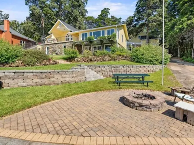 321 Cove View Ct — Photo 31